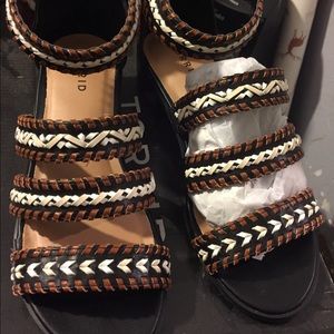 Torrid shoes size 8W BNIB